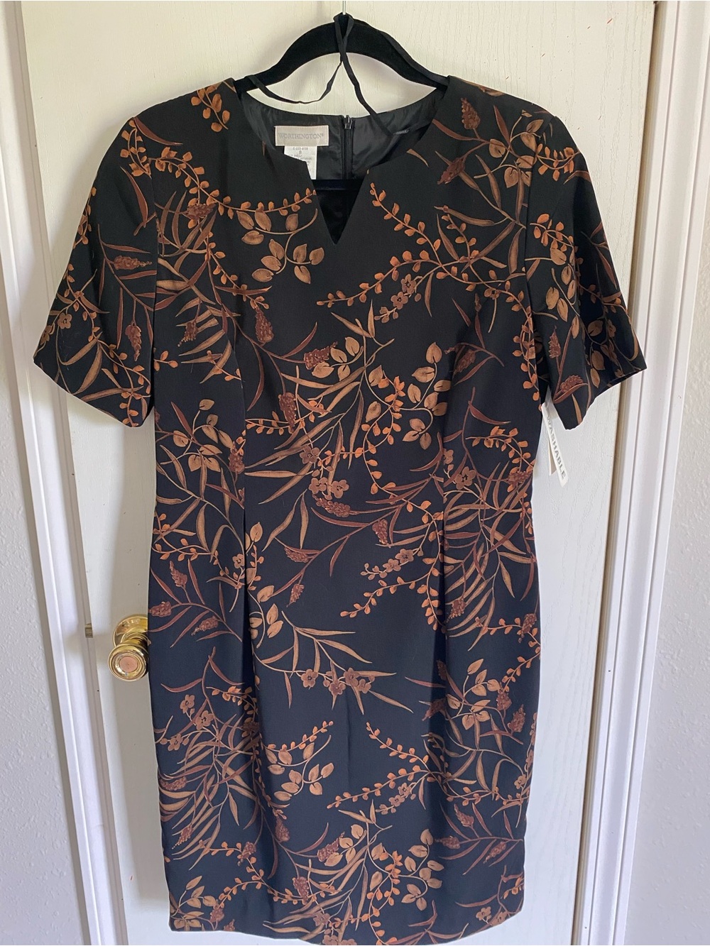 Vintage Worthington V-neck sheath dress